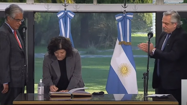 Carla Vizzotti asumi&oacute; como nueva ministra de Salud