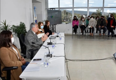 El gobernador abri&oacute; el Ciclo de Formaci&oacute;n Docente Contin&uacute;a