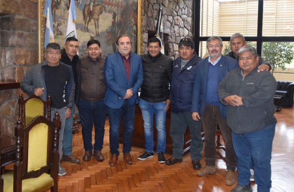 Bernis recibi&oacute; a referentes de la UOCRA Jujuy
