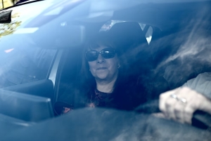 Las dos policías acreedoras declararon que Adorni les debe USD 70 mil más intereses y tiene que pagar antes de noviembre