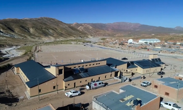 Morales inaugur&oacute; el Colegio Secundario N&deg; 18 de Coranzul&iacute;