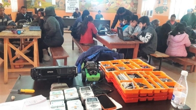 Talleres de rob&oacute;tica y programaci&oacute;n en Palca de Aparzo