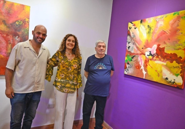 Casa Baca.Qued&oacute; inaugurada la muestra Explosiones de Luis Vera