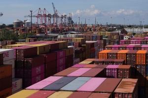 Las exportaciones superaron los USD 10.000 millones en un solo mes por primera vez en la historia