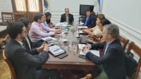 Paritarias: Gobierno recibi&oacute; a gremios estatales