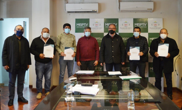 Obras en municipios: m&aacute;s convenios para ciudades del Ramal