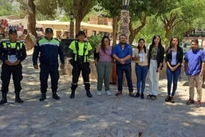 Consejo Provincial de la Mujer instal&oacute; stand en Purmamarca