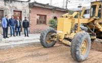 Pavimento. Municipio avanza con obras mixtas en barrios de la Capital