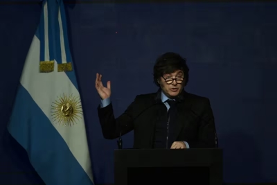 &ldquo;Es una traici&oacute;n al pueblo argentino&rdquo;: Javier Milei cuestion&oacute; el nuevo aumento en la dieta de los senadores