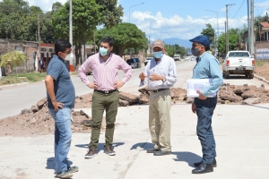 Gobierno financia obras de pavimento en Libertador