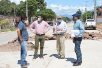 Gobierno financia obras de pavimento en Libertador
