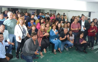 &ldquo;Por ser la tercera fuerza pol&iacute;tica, asumimos el compromiso de continuar la construcci&oacute;n social&rdquo;