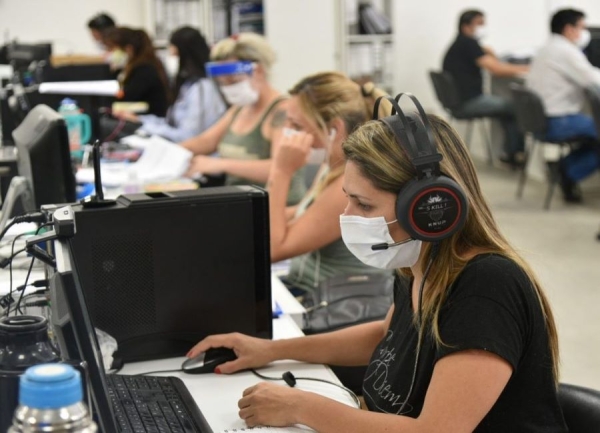 Inician pago de adicionales a trabajadores de salud