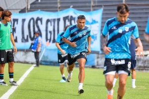 Gimnasia juega en Tucumán con la misión de no ceder terreno