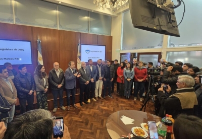 Legislatura agasaj&oacute; a periodistas y destac&oacute; su rol en la construcci&oacute;n democr&aacute;tica