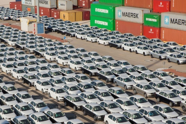 No habr&aacute; d&oacute;lares del Central para ingresar autos importados