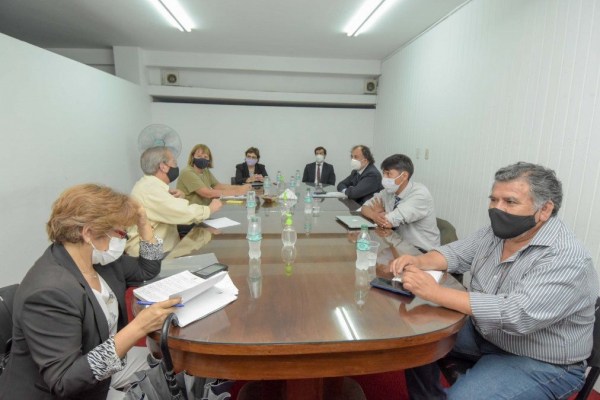 Comenz&oacute; el di&aacute;logo salarial docente