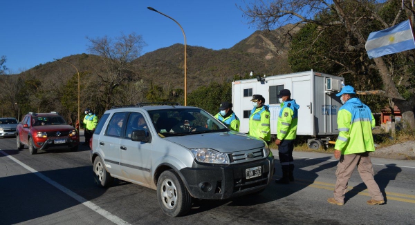 Comenz&oacute; el operativo de seguridad vial "Invierno 2021"