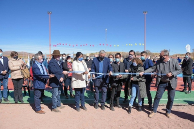 Inauguraron play&oacute;n polideportivo con luces LED en Tres Cruces