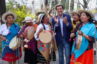 Sadir salud&oacute; a los jubilados en su d&iacute;a