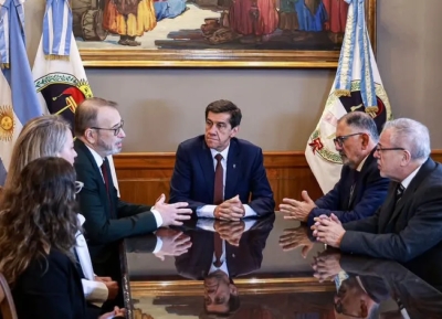 V&iacute;nculos con Ucrania para impulsar la cooperaci&oacute;n econ&oacute;mica