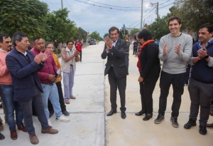 Presentaron obra de pavimentaci&oacute;n en El Carmen