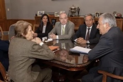 Morales recibi&oacute; a miembros del Tribunal de Cuentas