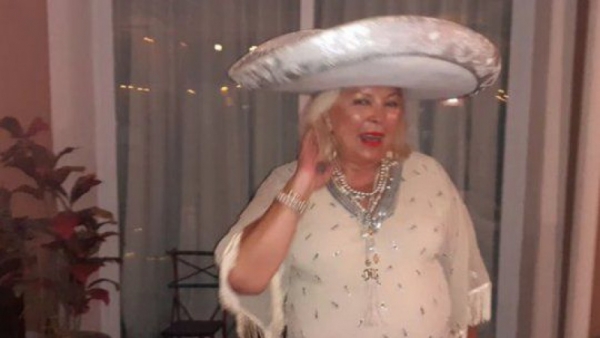 Carri&oacute; celebro su cumplea&ntilde;os con Mariachis y 70 invitados