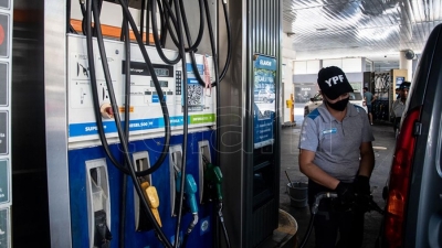 YPF aument&oacute; los combustibles un 9%