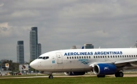 El oficialismo se prepara para dictaminar la privatizaci&oacute;n de Aerol&iacute;neas y la oposici&oacute;n exige detalles del plan