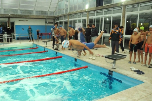 Juegos Forja: jornada de Nataci&oacute;n y Triatl&oacute;n en Natatorio Municipal