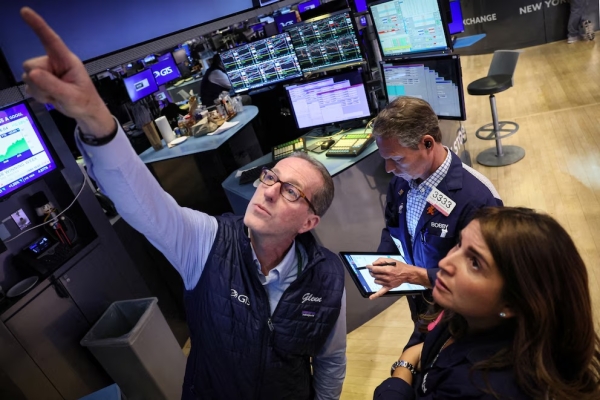 Jornada financiera: los bonos subieron y el riesgo pa&iacute;s qued&oacute; cerca de los 1.100 puntos, un piso en m&aacute;s de cuatro a&ntilde;os