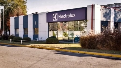 Una hist&oacute;rica planta de electrodom&eacute;sticos deja de producir heladeras y despedir&aacute; personal en Rosario