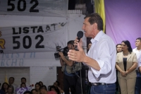Marco multitudinario de compa&ntilde;eros y correligionarios en el lanzamiento de los candidatos de Perico