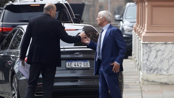 Al final no eliminan los registros automotores y C&uacute;neo se queda con la caja