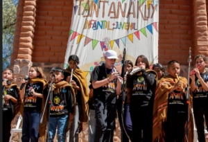Ni&ntilde;os fueron protagonistas en el 43&deg; Tantanakuy Infantil