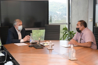 Gonz&aacute;lez y Morales analizaron aumentar los servicios de agua en Volc&aacute;n &nbsp;