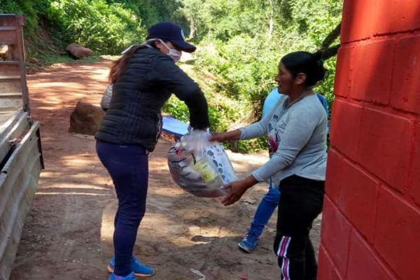 Entregaron refuerzos alimentarios