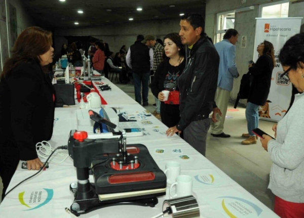 Semana de actividades tecnol&oacute;gicas y creativas en la ciudad