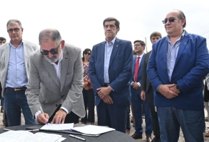 Alto Comedero. Provincia y municipios ponen en marcha la pavimentaci&oacute;n de avenida Juellar