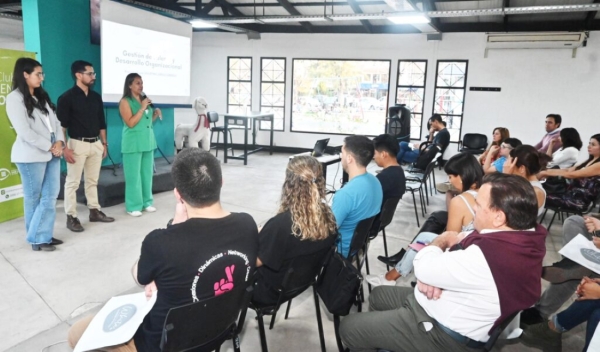 Charla sobre gesti&oacute;n de talento y desarrollo en Club de Emprendedores