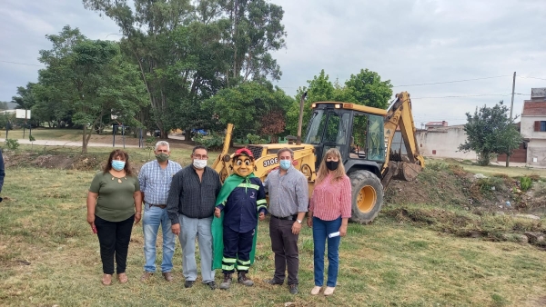 El operativo de descacharrado en Sargento Cabral recolect&oacute; 18 toneladas