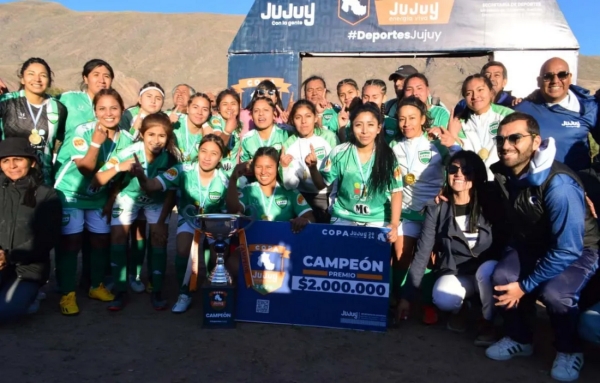 Atl&eacute;tico El Carmen es el nuevo campe&oacute;n de "Copa Jujuy"
