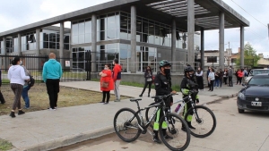 Continuar&aacute;n los controles de seguridad sanitaria