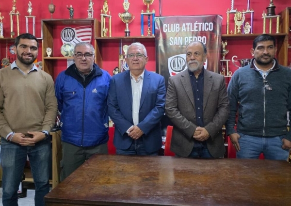 Fortalecen clubes deportivos del Ramal con subsidios