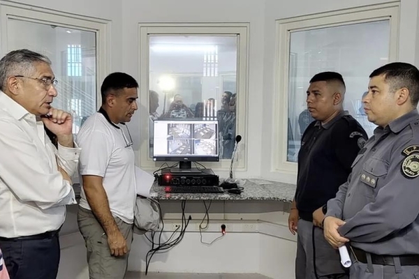 Trasladaron a los primeros internos al Complejo Penitenciario de Chalic&aacute;n