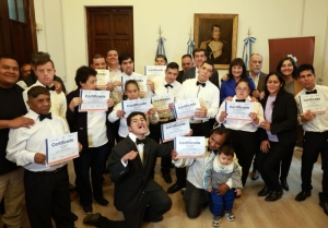 Sadir entregó certificados a personas con discapacidad