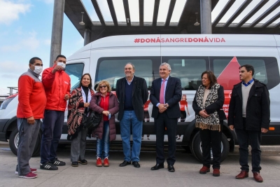 Entregaron una combi para el Banco Regional de Hemoterapia