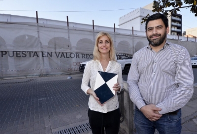 EL CABILDO, CASA DE GOBIERNO Y LA CATEDRAL SE IDENTIFICAR&Aacute;N CON EL ESCUDO AZUL