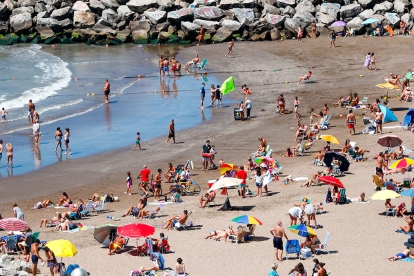 Vacaciones, indemnizaci&oacute;n y licencias por enfermedad: qu&eacute; cambios prev&eacute; el proyecto oficial de reforma laboral